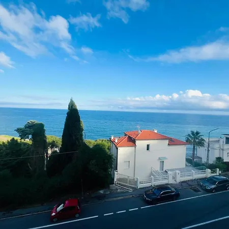 Luxury Seaview - *